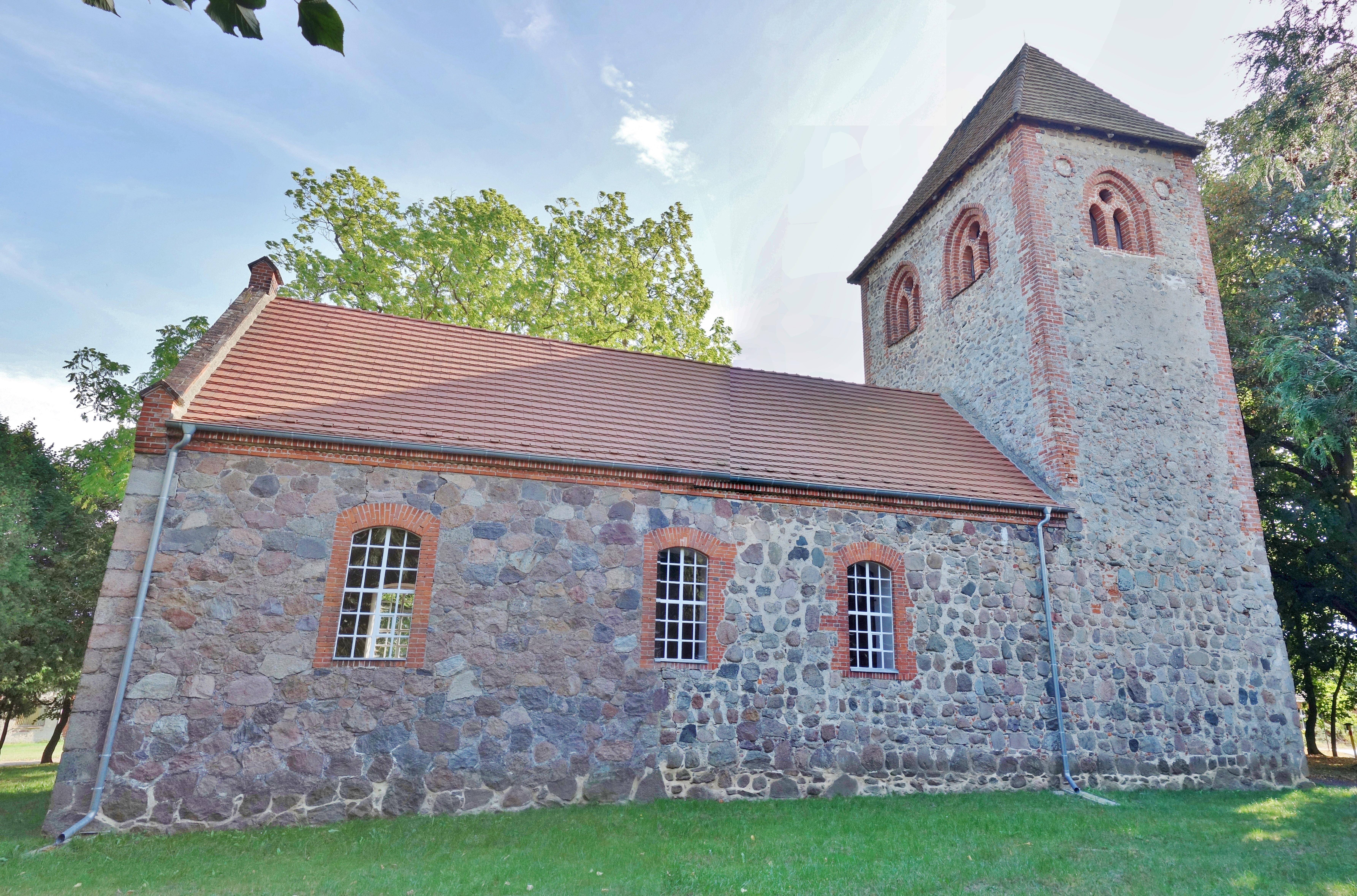 Dorfkirche Rohlsdorf