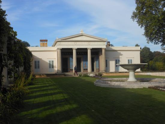 Schloss Charlottenhof